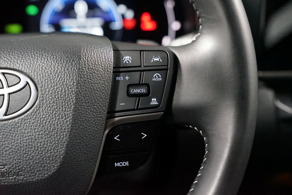 Certified 2025 Toyota Camry SE image 12