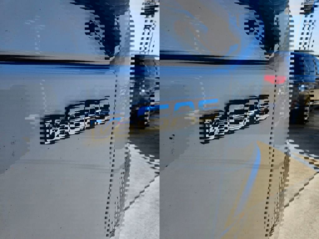 New 2025 Chevrolet Low Cab Forward image 8