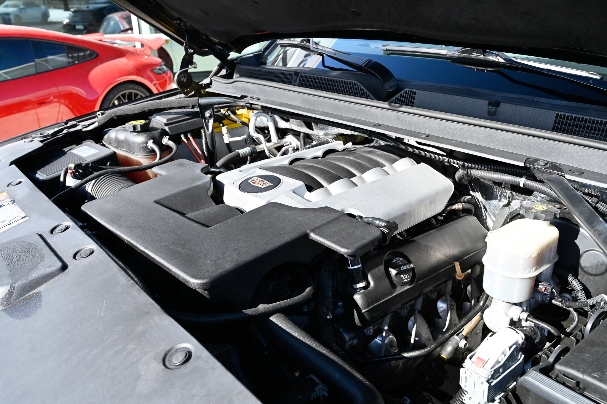 Used 2017 Cadillac Escalade ESV Luxury image 64