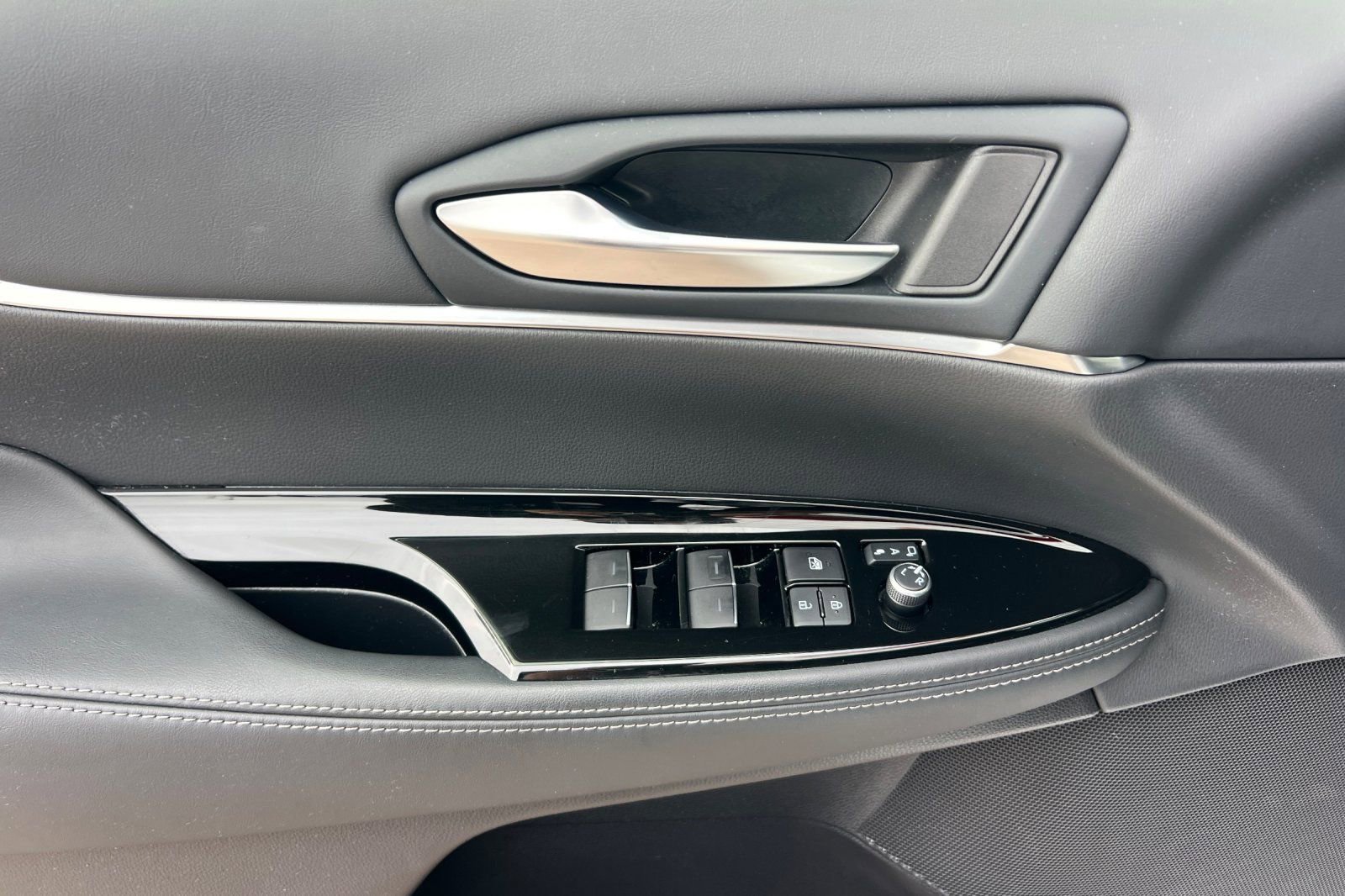 Certified 2021 Toyota Mirai XLE w/ Advanced Technology Package image 13