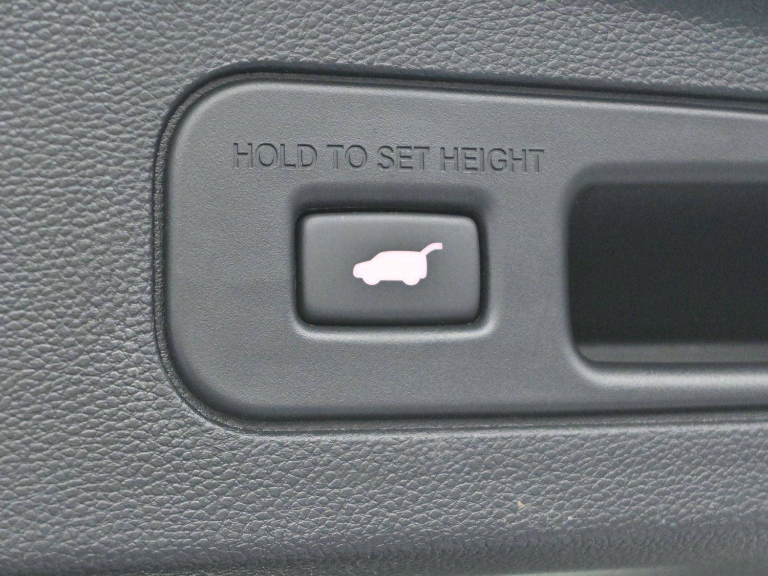 Used 2024 Acura MDX FWD w/ Technology Package image 11