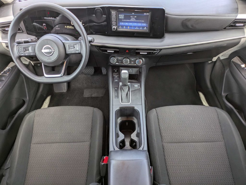 Used 2025 Nissan Kicks S FWD image 19