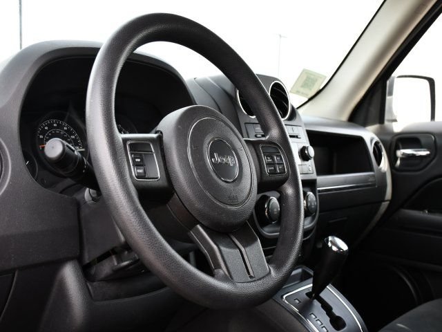 Used 2015 Jeep Patriot Sport w/ Power Value Group AWD/4WD image 11