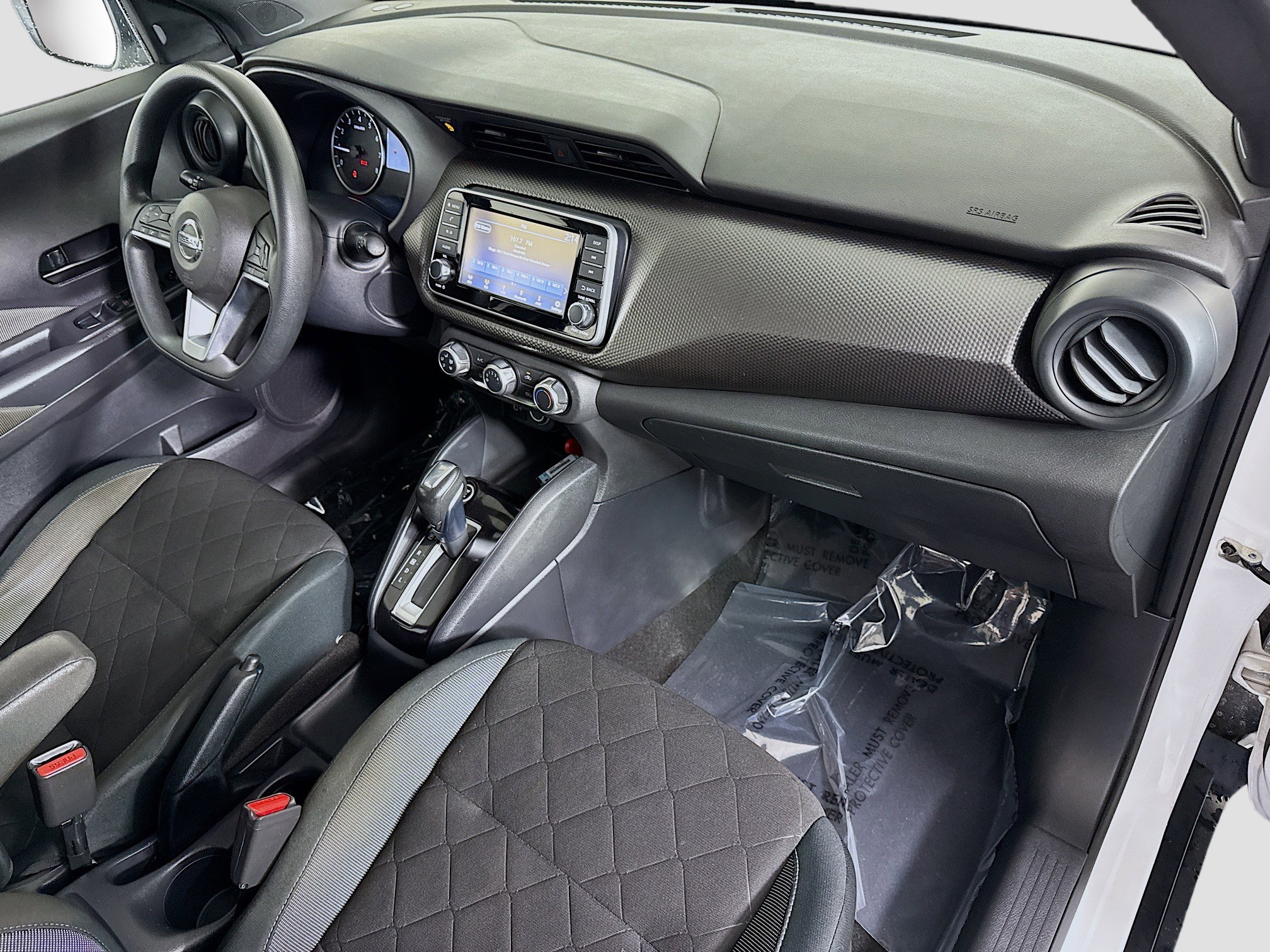 Used 2020 Nissan Kicks S image 30