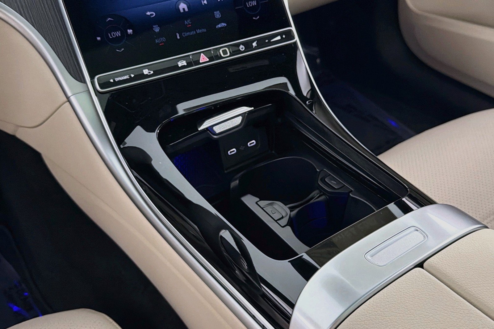 New 2026 Mercedes-Benz C 300 Sedan image 5