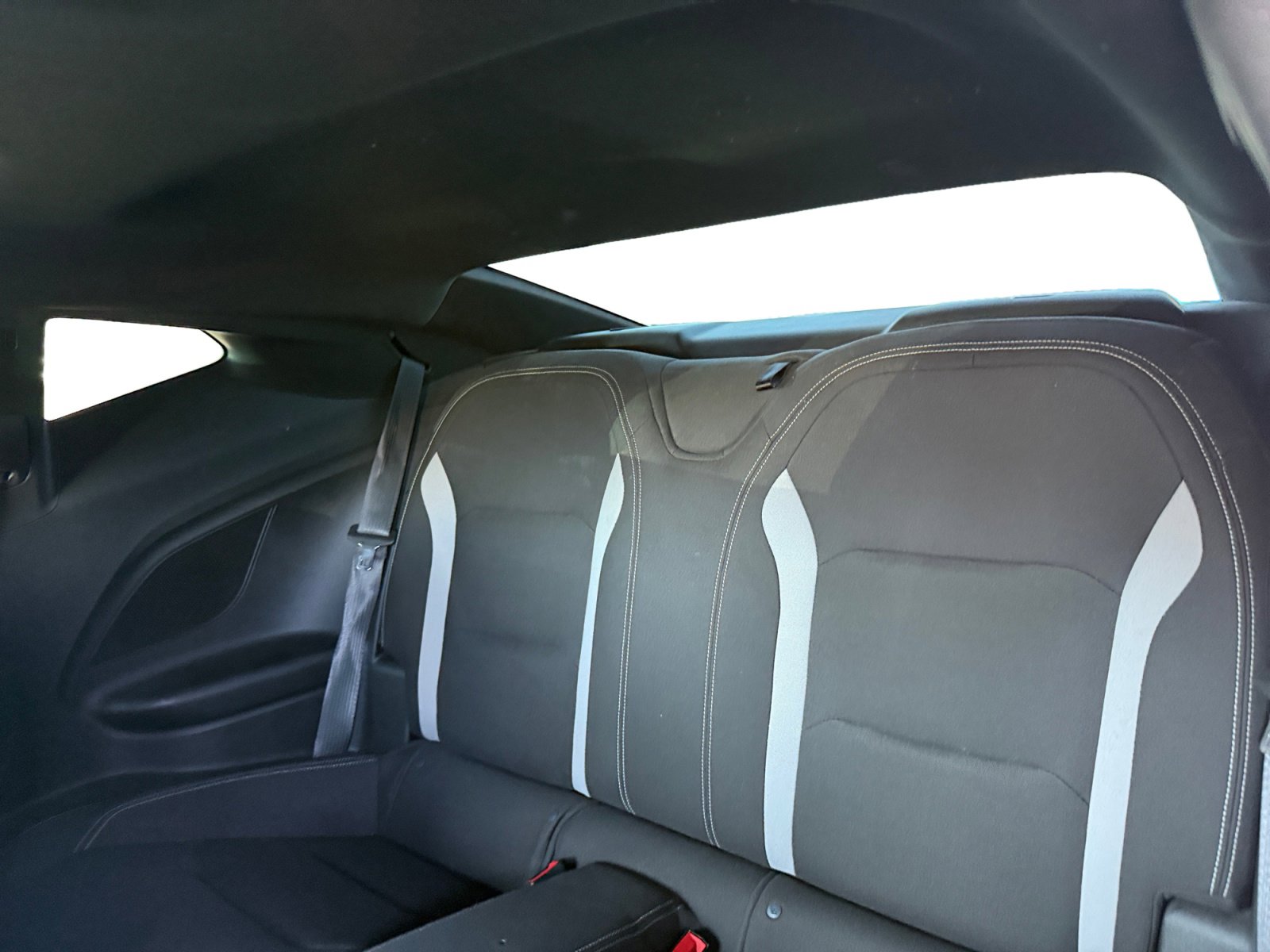 Used 2022 Chevrolet Camaro LT w/ RS Package image 11