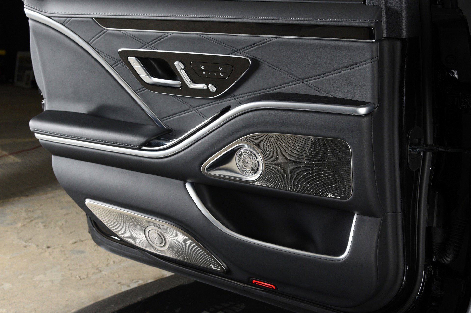 Used 2021 Mercedes-Benz Maybach S 580 4MATIC image 23