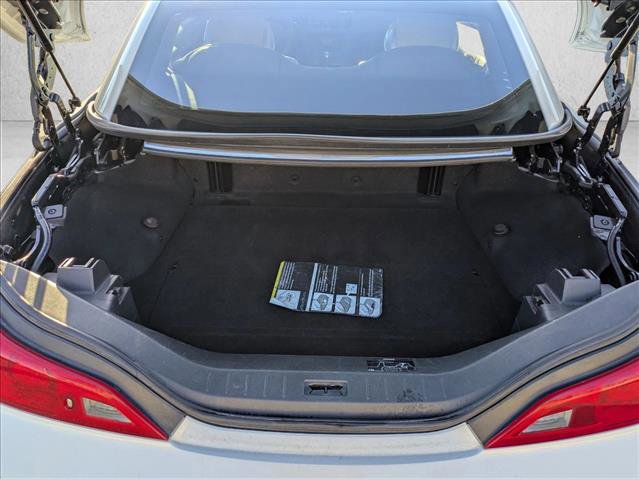 Used 2011 INFINITI G37 Sport w/ Premium Pkg image 6