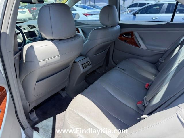Used 2011 Toyota Camry XLE w/ SE/XLE Extra-Value Pkg FWD image 8