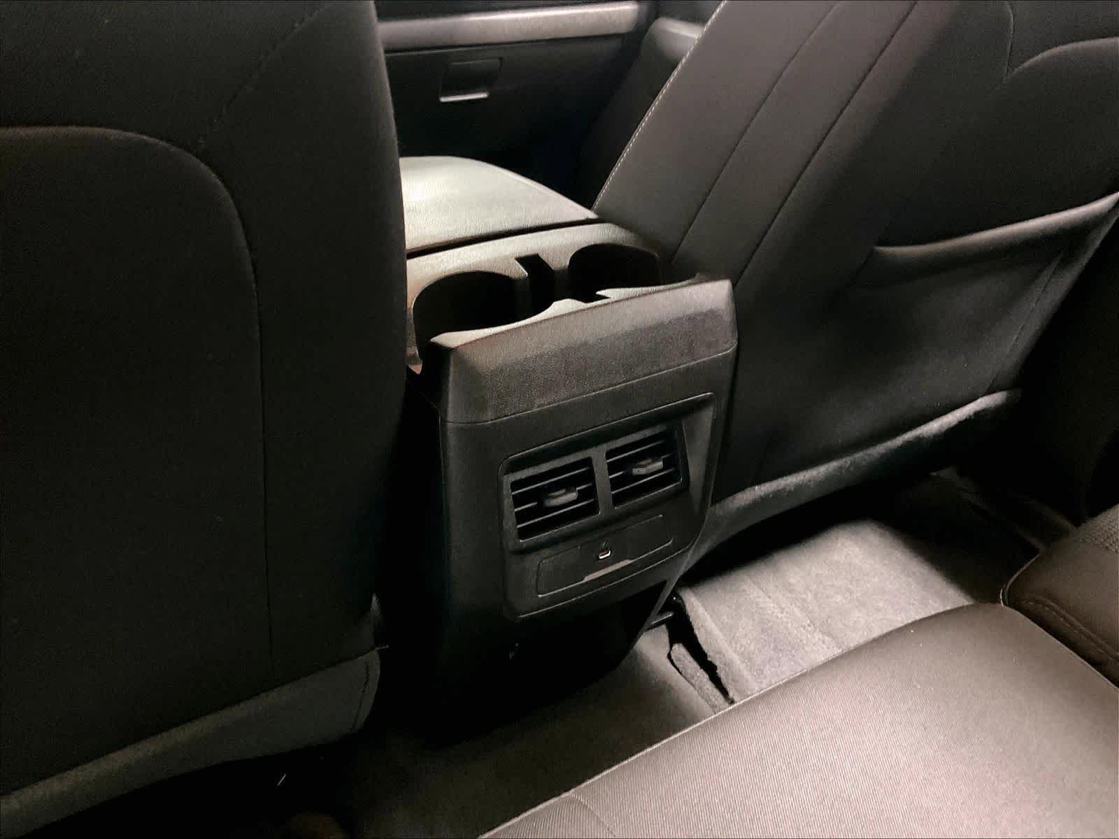 Used 2023 Chevrolet Colorado LT w/ LT Convenience Package AWD/4WD image 27