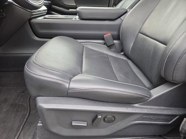Used 2025 Ford Expedition Max Platinum AWD/4WD image 14