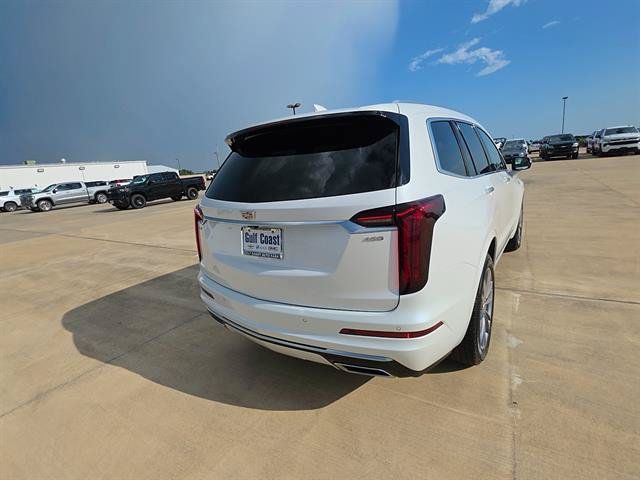 Used 2025 Cadillac XT6 Premium Luxury FWD image 8