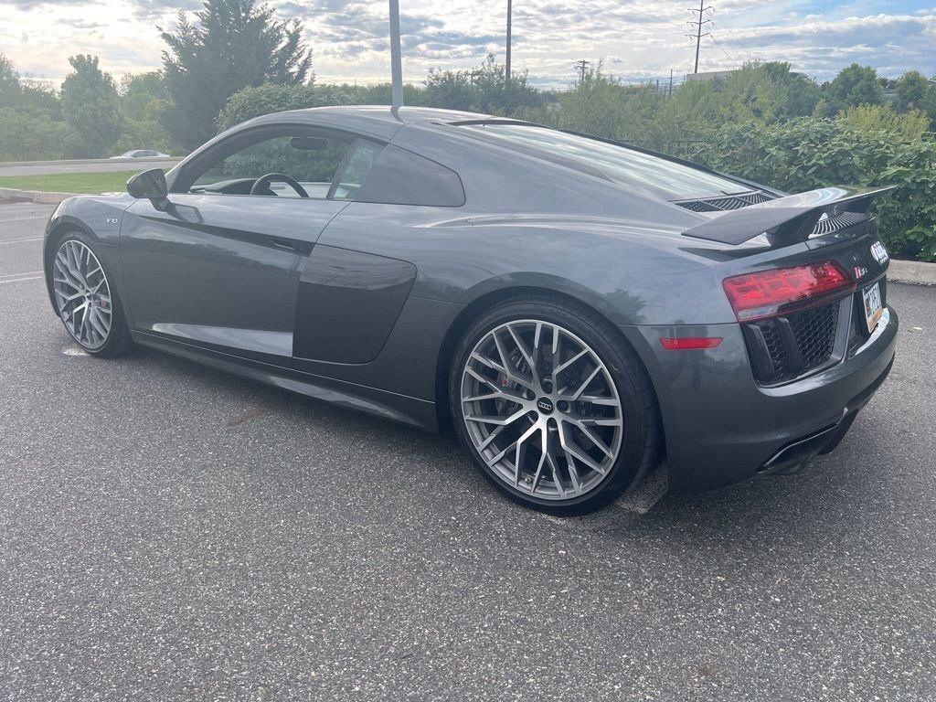 Used 2017 Audi R8 V10 plus AWD/4WD image 6