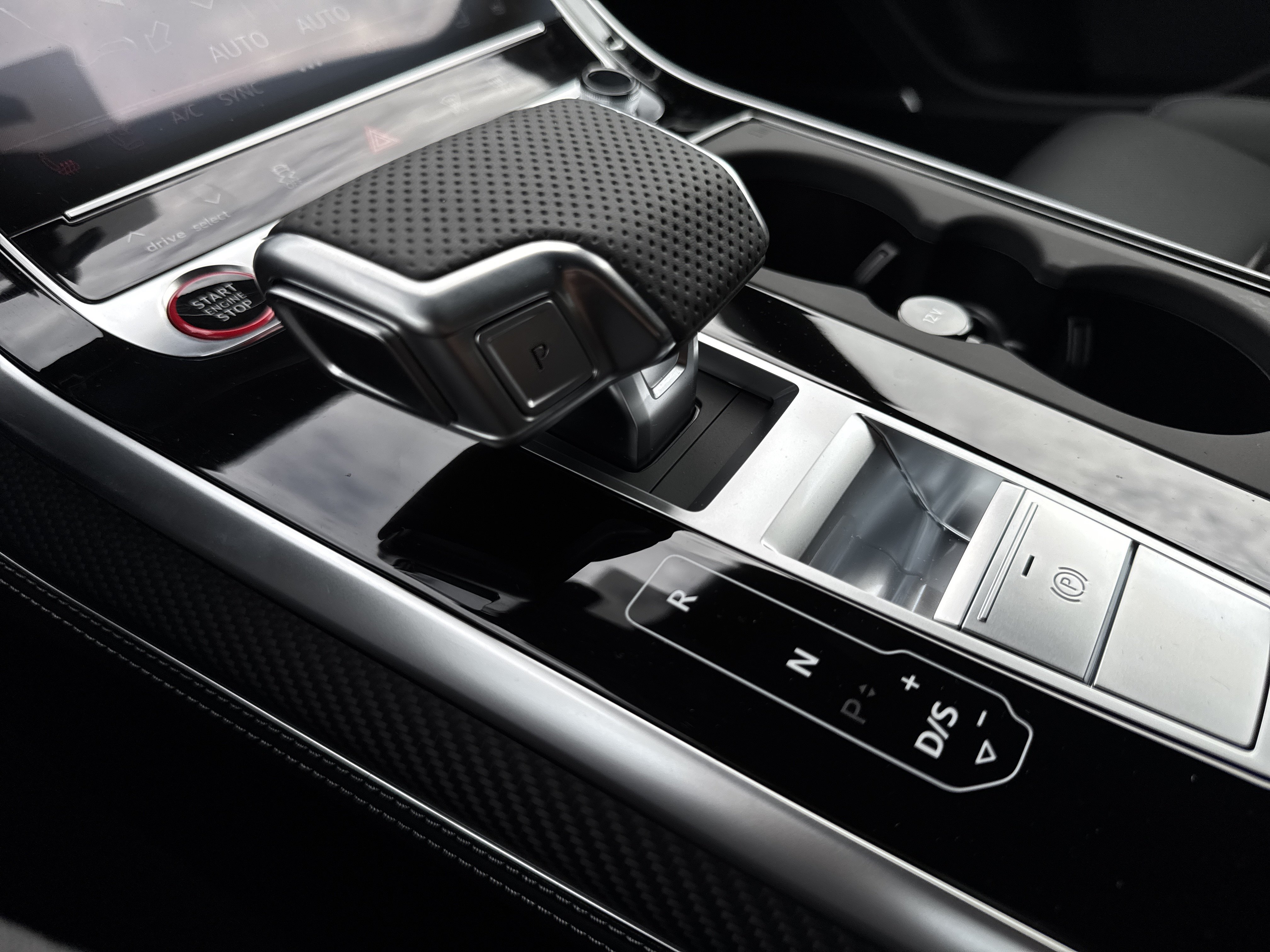 New 2026 Audi SQ8 Prestige AWD/4WD image 29
