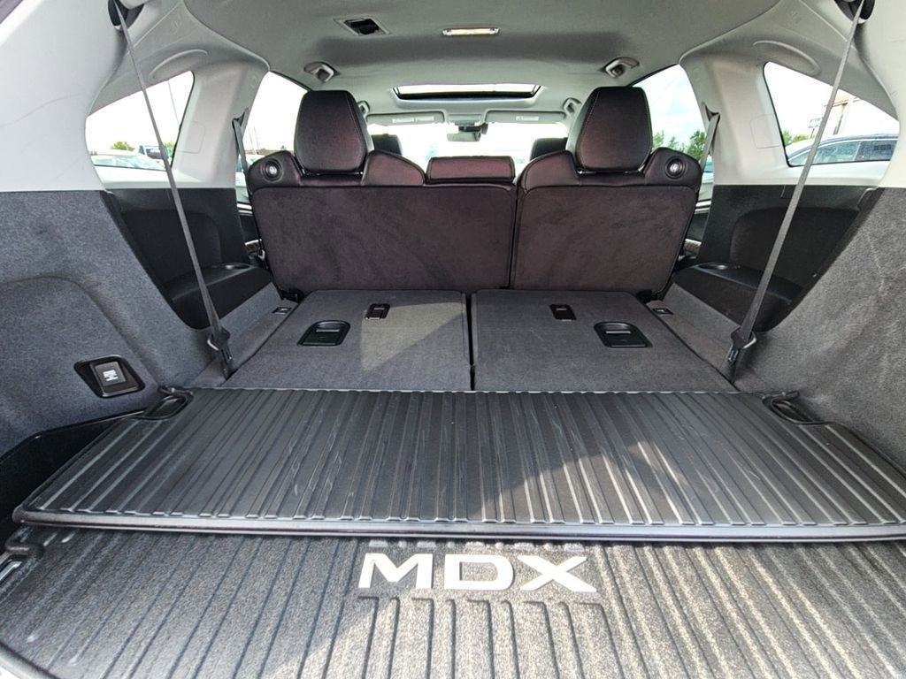 Used 2020 Acura MDX SH-AWD image 17