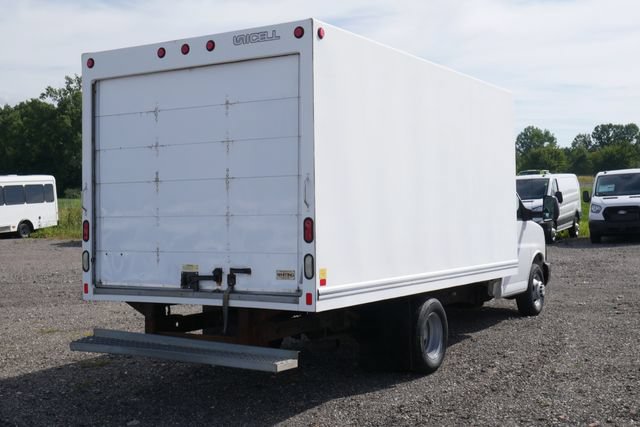 Used 2016 Chevrolet Express 3500 RWD image 8
