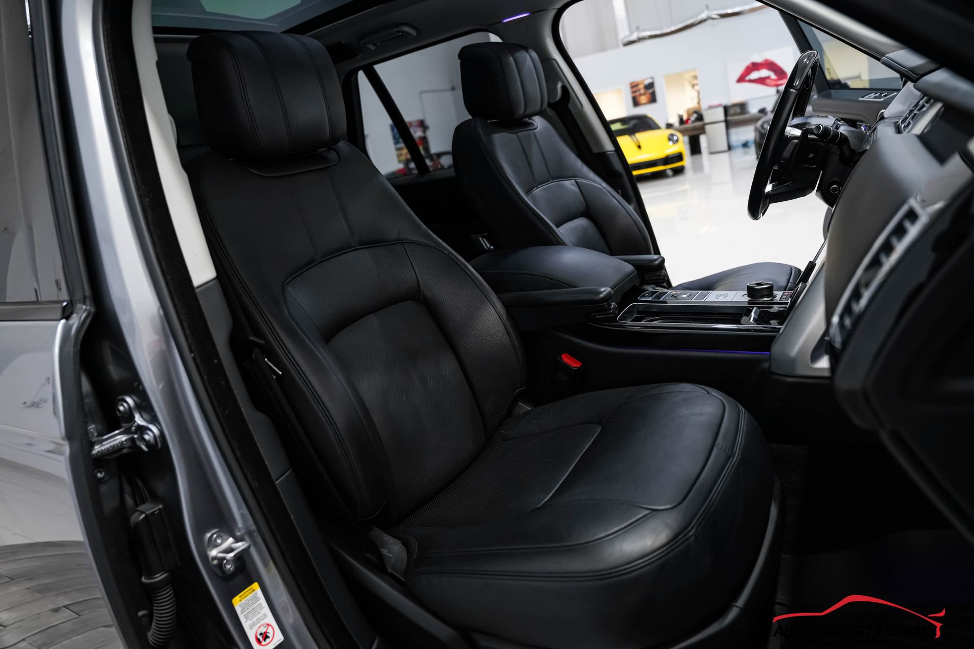 Used 2022 Land Rover Range Rover Westminster Edition image 44
