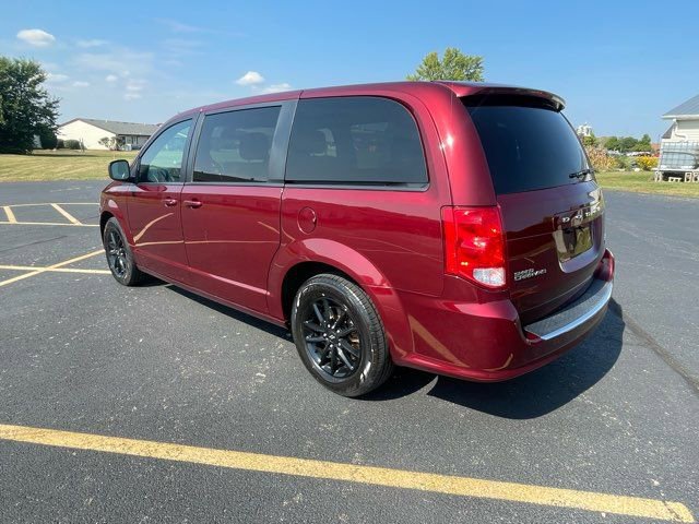 Used 2019 Dodge Grand Caravan GT image 3