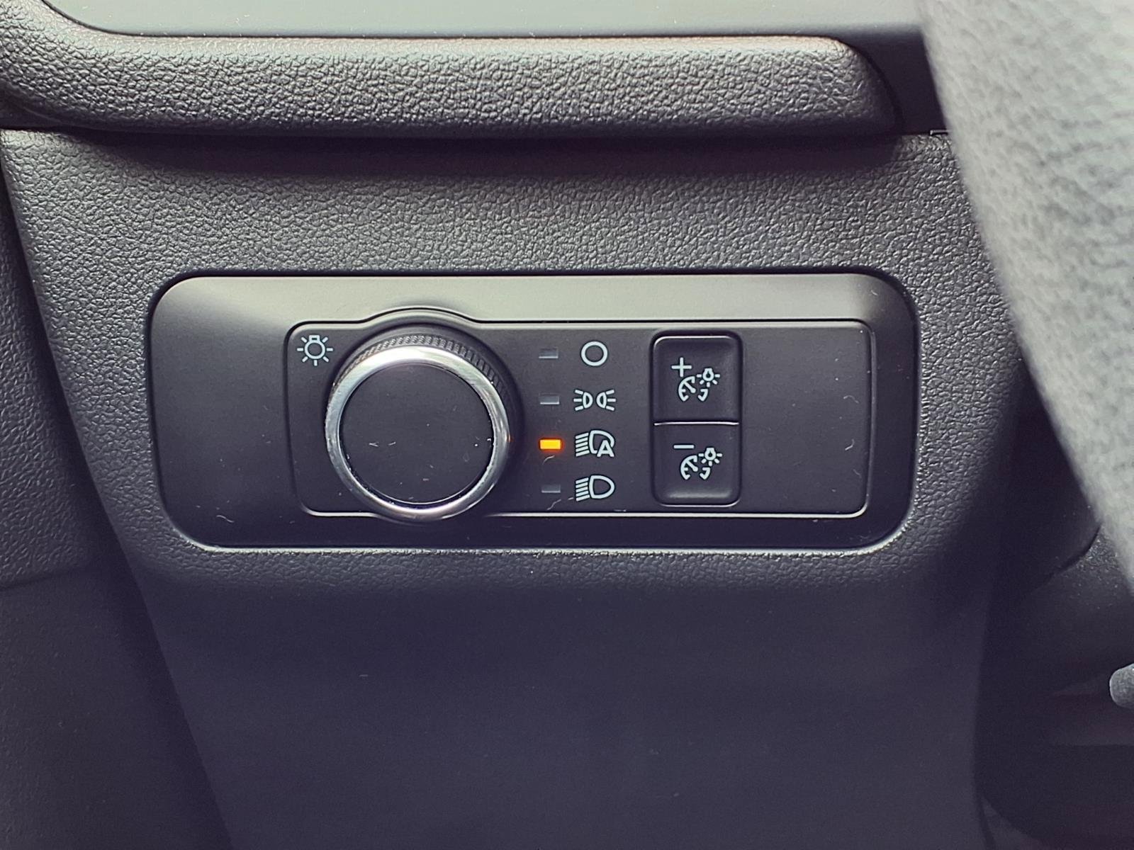 Used 2025 Ford Escape Active image 17