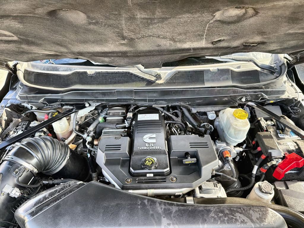 Used 2022 RAM 5500 Tradesman w/ Max Tow Package image 17