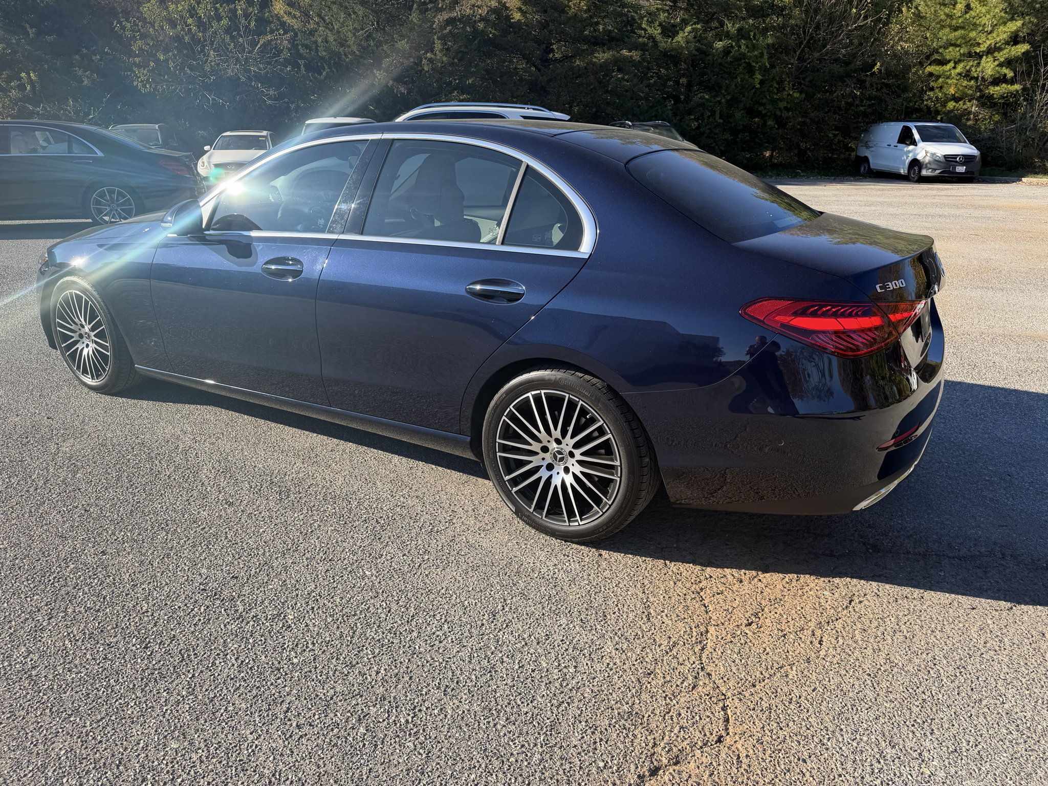 Used 2023 Mercedes-Benz C 300 4MATIC Sedan image 2