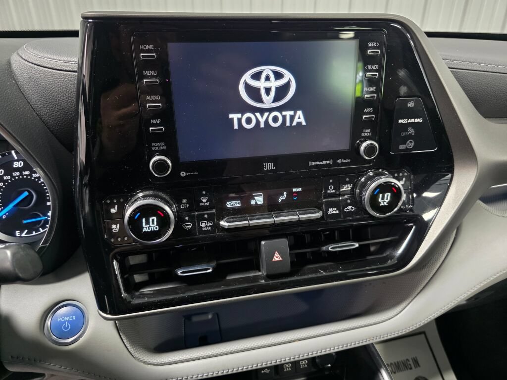 Used 2021 Toyota Highlander Limited AWD/4WD image 13