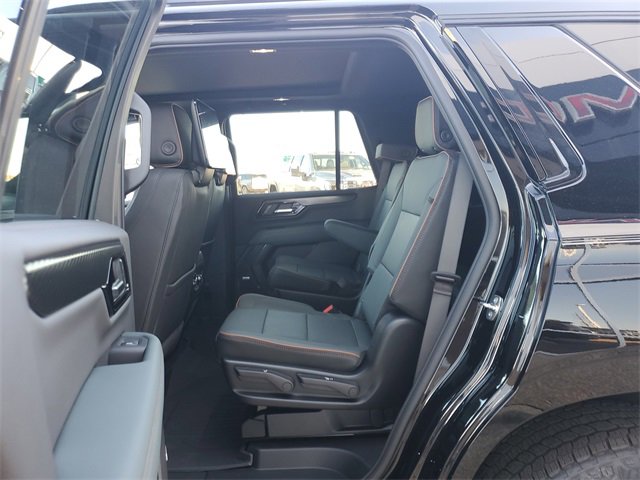 New 2026 GMC Yukon AT4 w/ AT4 Premium Plus Package image 9