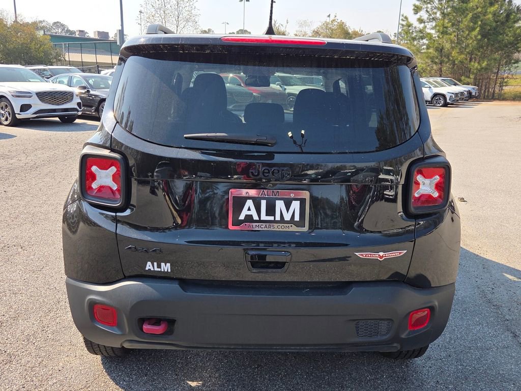 Used 2023 Jeep Renegade Trailhawk image 11