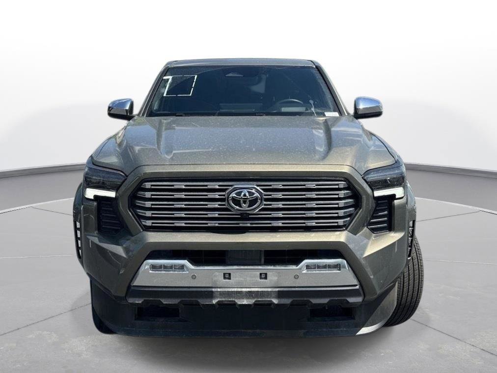 Certified 2025 Toyota Tacoma Limited AWD/4WD image 3
