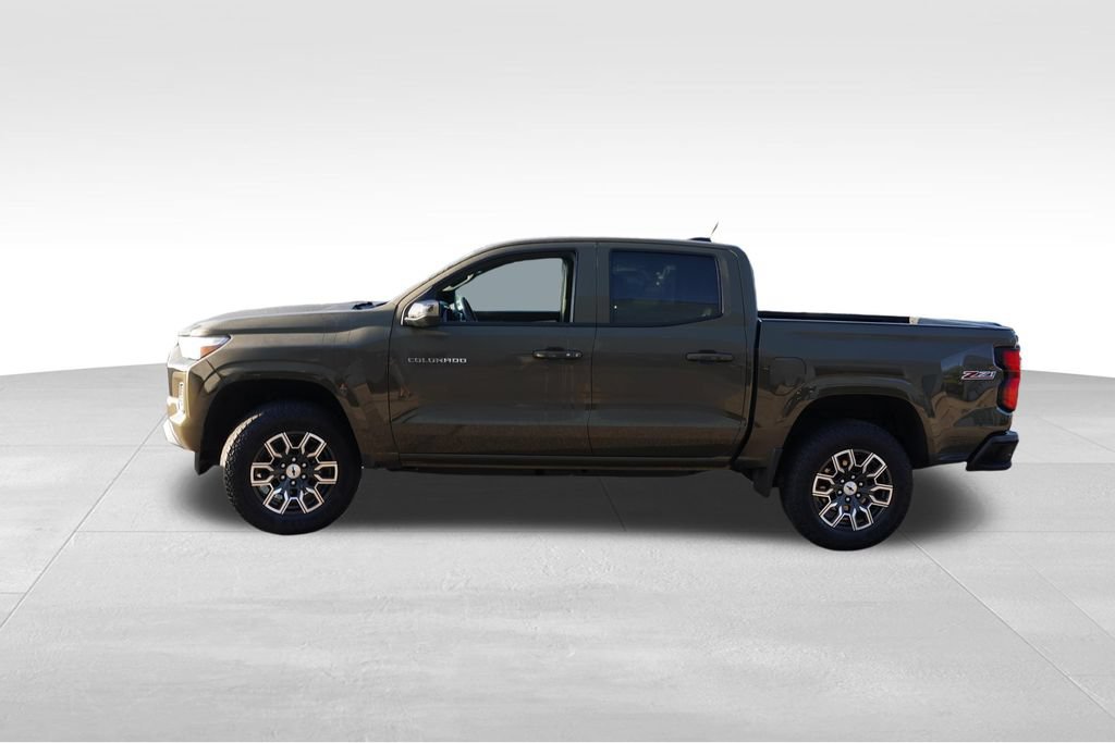 Certified 2023 Chevrolet Colorado Z71 w/ Z71 Convenience Package 2 AWD/4WD image 9
