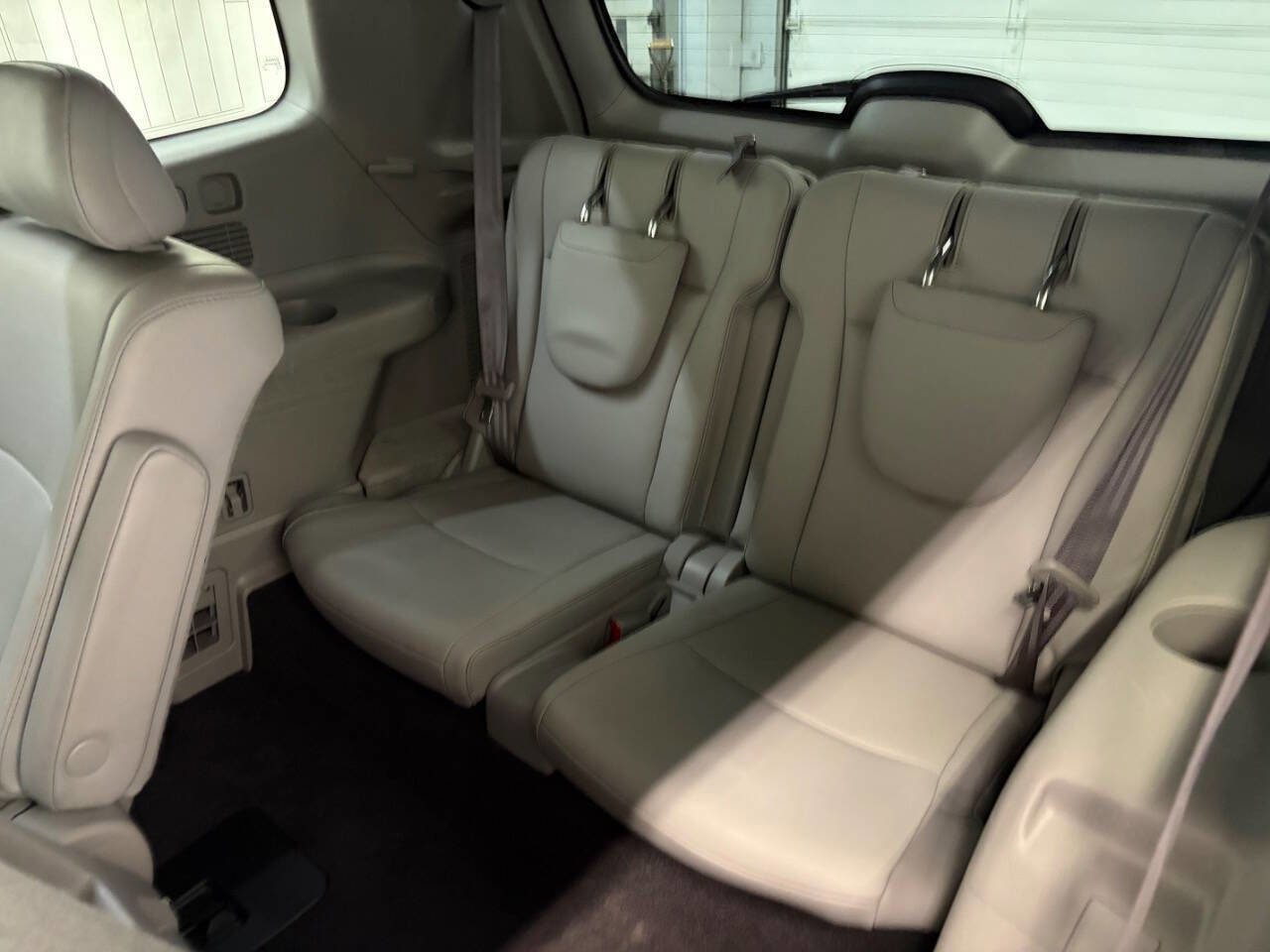 Used 2012 Toyota Highlander Limited w/ Tow Pkg image 24