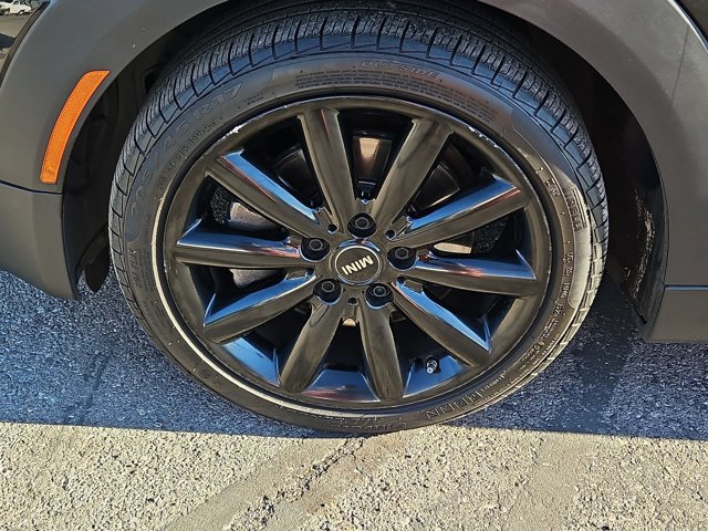 Used 2019 MINI Cooper S w/ Premium Package image 22
