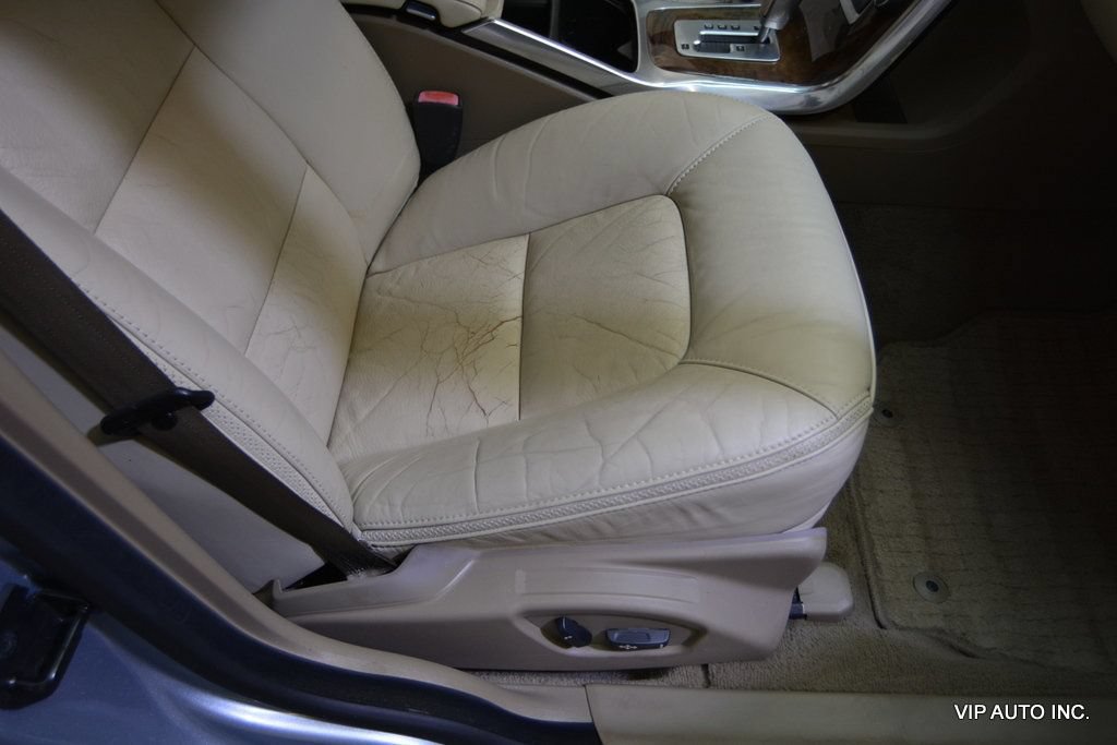 Used 2012 Volvo XC70 3.2 FWD image 22
