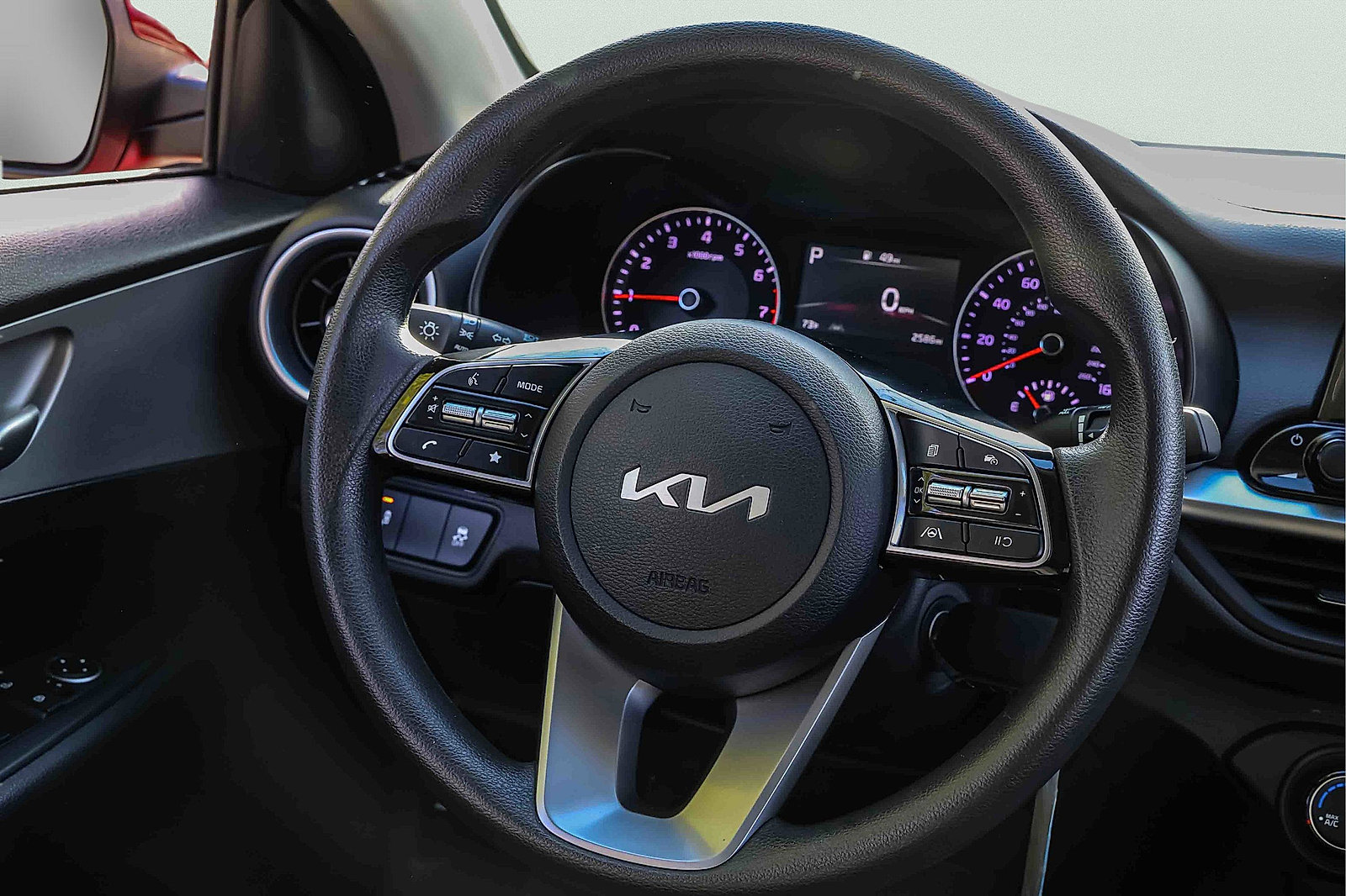Certified 2024 Kia Forte LXS w/ LXS Technology Package FWD image 9