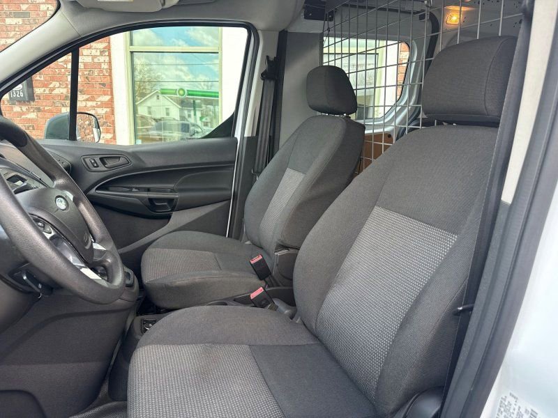 Used 2016 Ford Transit Connect XL image 12