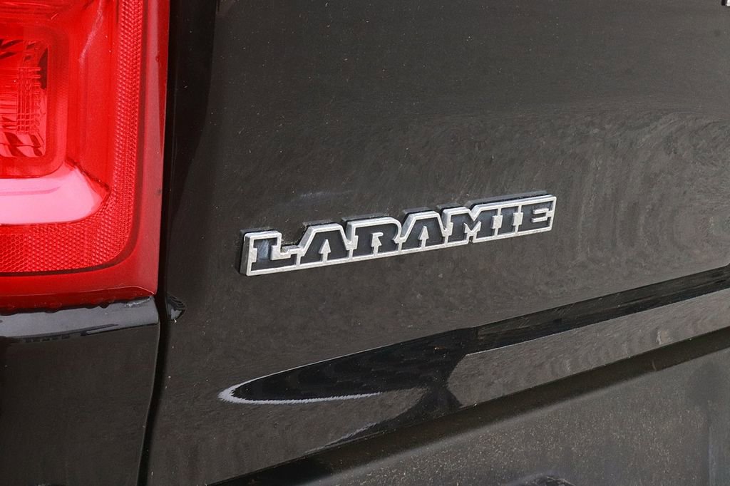 Used 2025 RAM 1500 Laramie AWD/4WD image 8