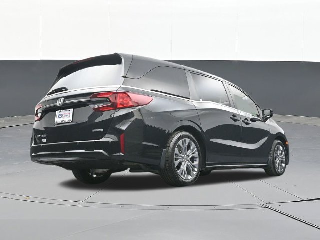 Used 2025 Honda Odyssey Touring image 45
