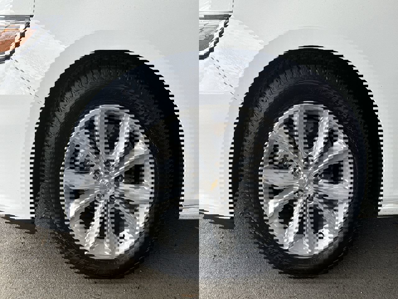 Used 2022 Chevrolet Malibu LT image 30