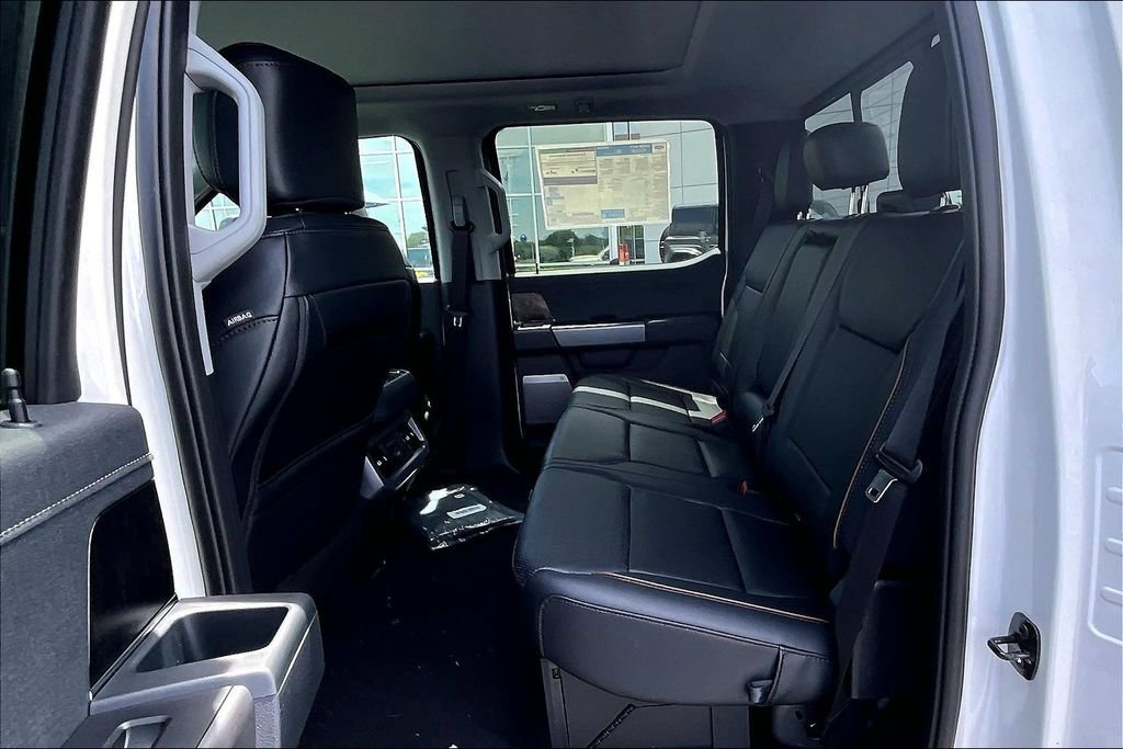 New 2026 Ford F250 Lariat w/ Black Appearance Package AWD/4WD image 10