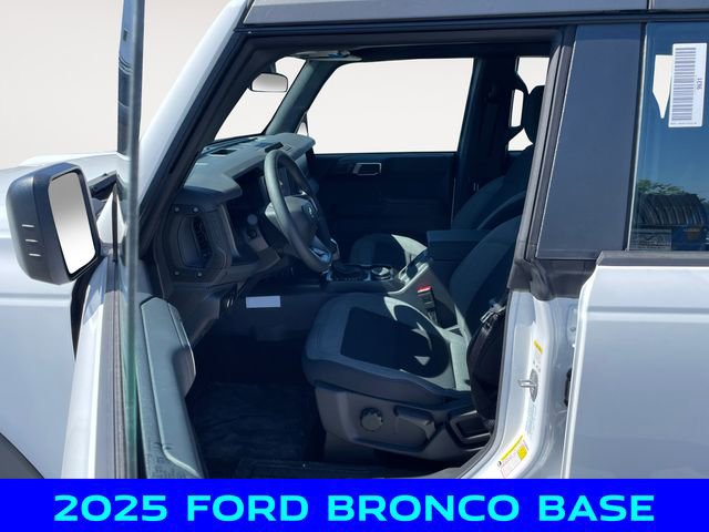 New 2025 Ford Bronco 4-Door image 9