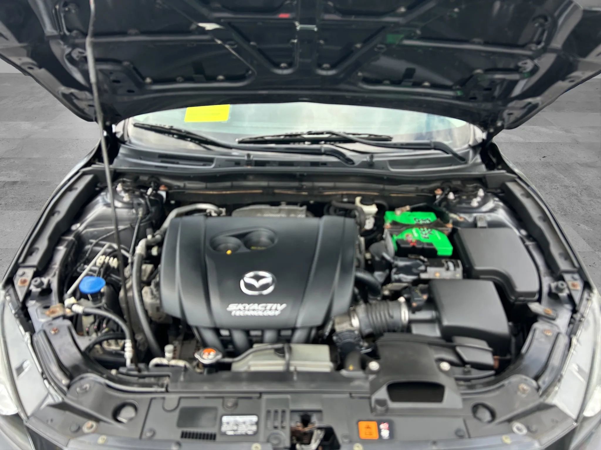 Used 2015 MAZDA MAZDA3 i Sport image 23