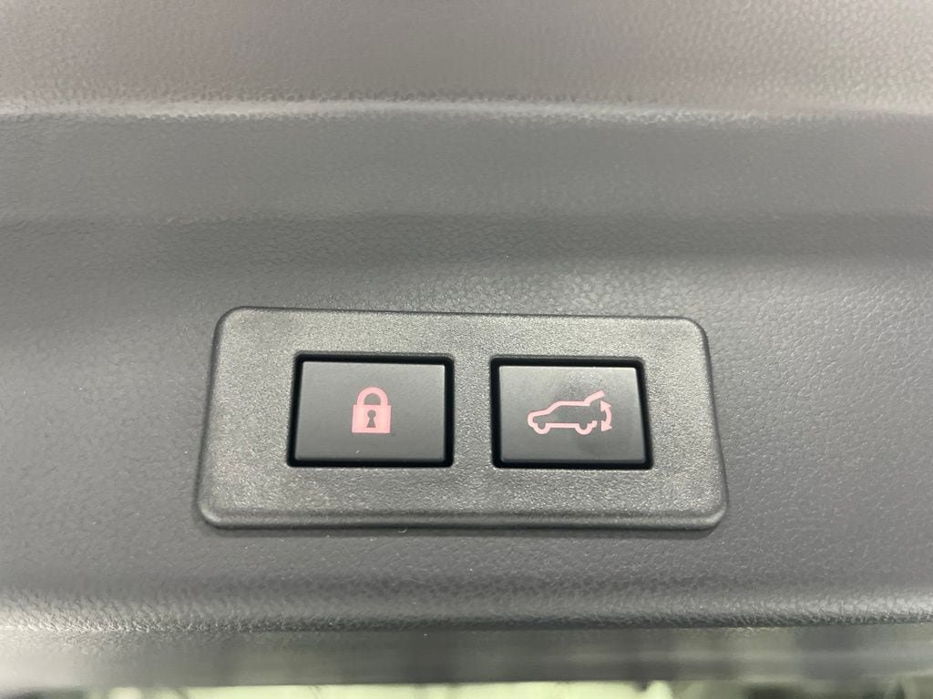 Certified 2025 Subaru Ascent Limited w/ Popular Package #2 AWD/4WD image 43