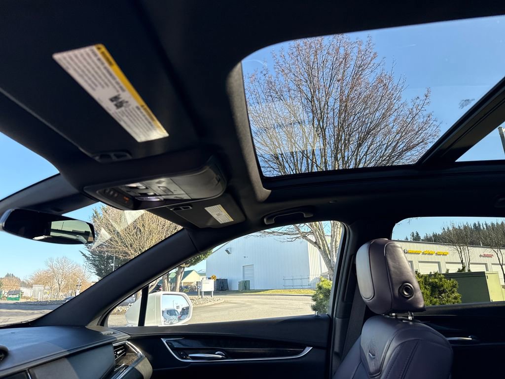 Used 2017 Cadillac XT5 Luxury image 17