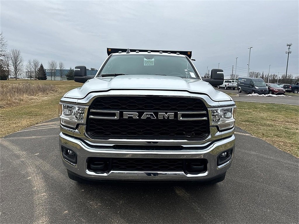 New 2023 RAM 3500 Tradesman w/ Chrome Appearance Group image 11