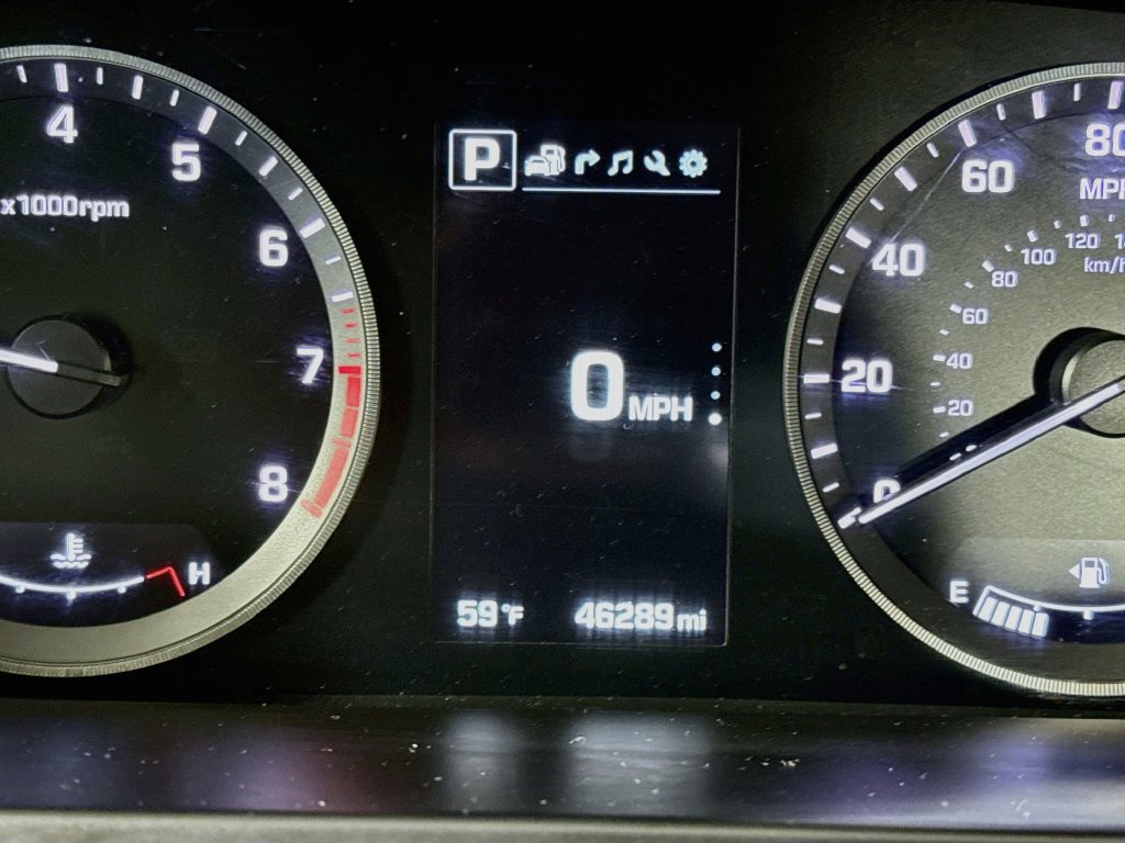 Used 2015 Hyundai Sonata Sport w/ Option Group 04 FWD image 13