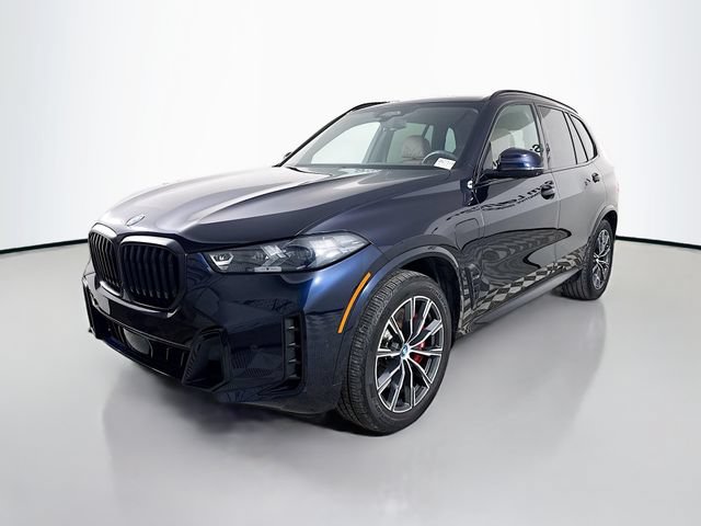 Used 2024 BMW X5 xDrive50e w/ M Sport Package AWD/4WD image 3