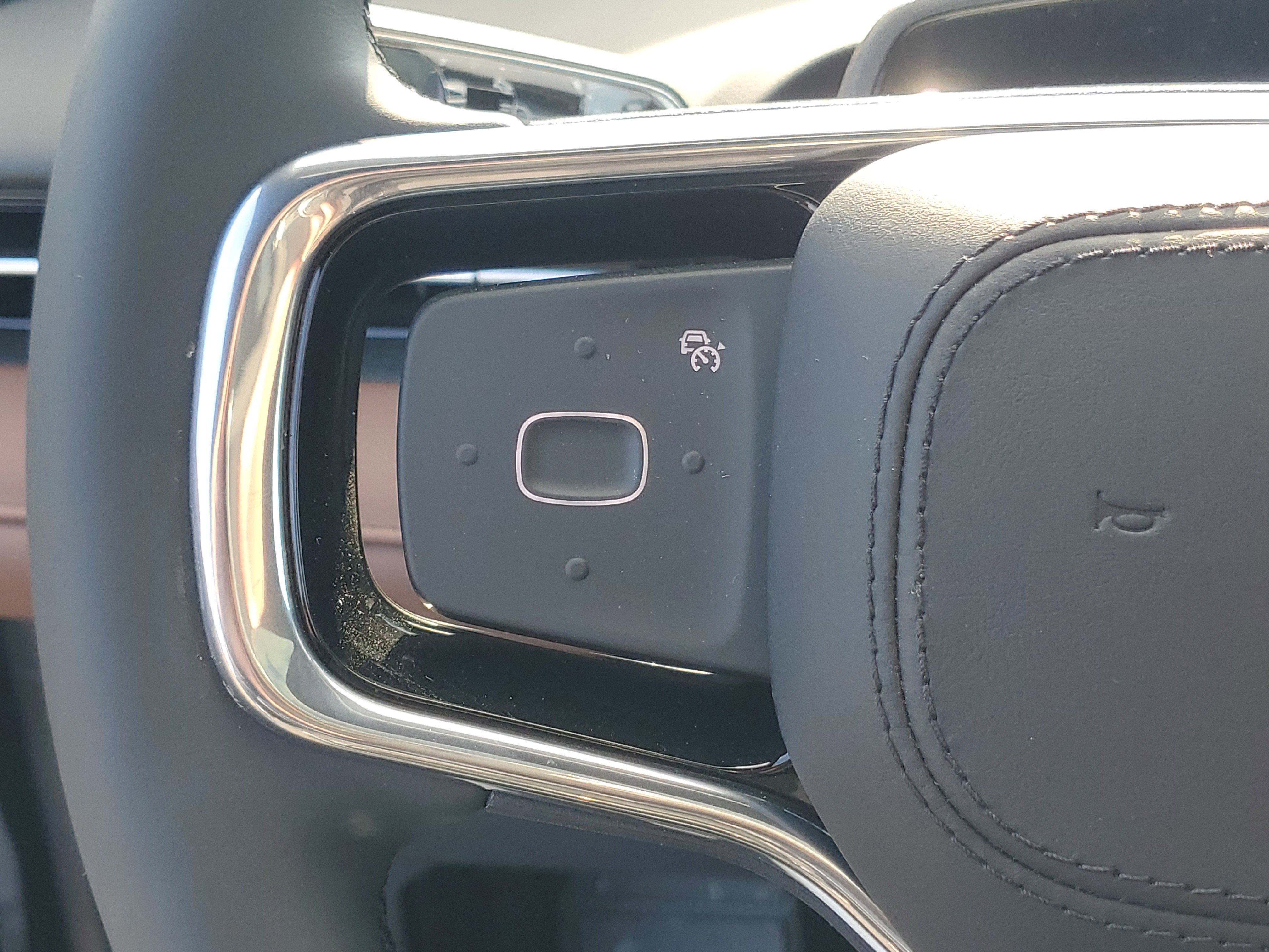 New 2026 Lincoln Nautilus Reserve image 17