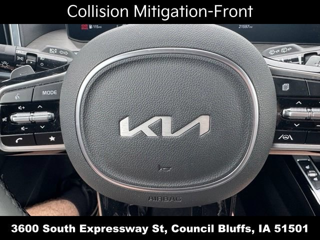Used 2025 Kia Sorento SX AWD/4WD image 9