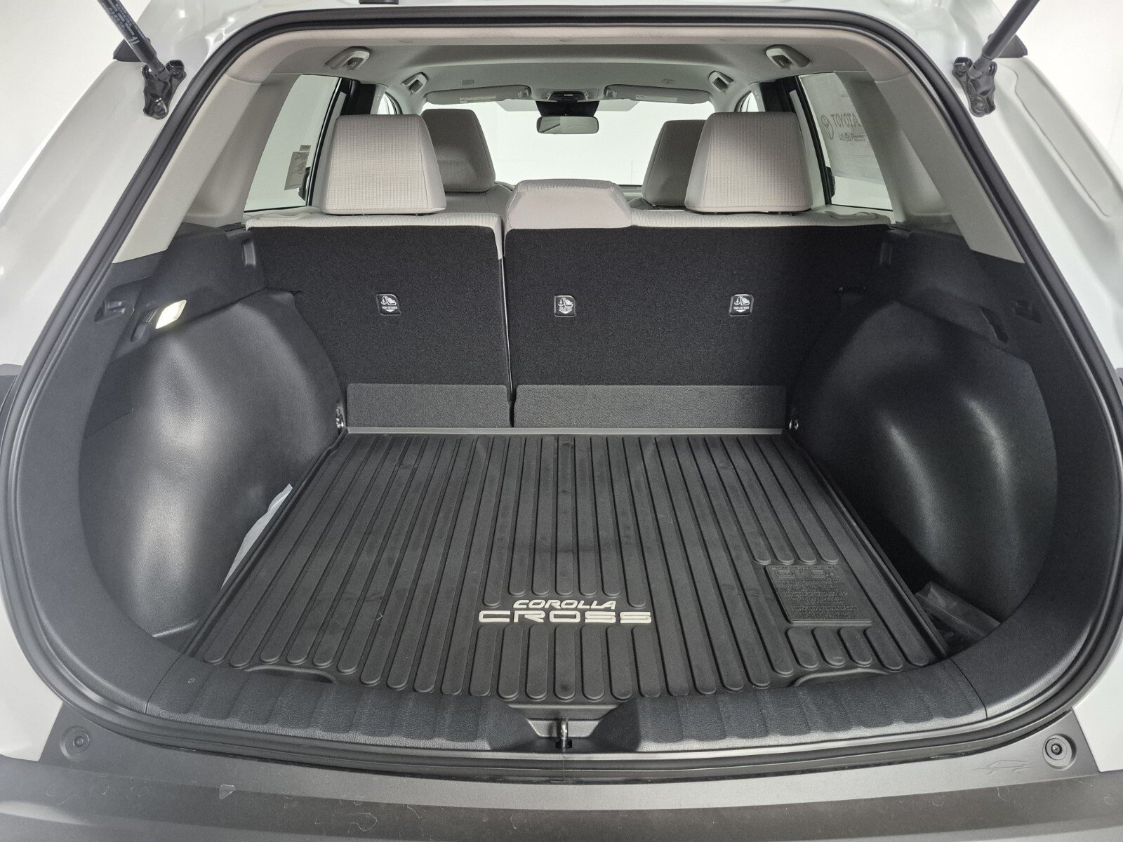 New 2026 Toyota Corolla Cross LE AWD/4WD image 13
