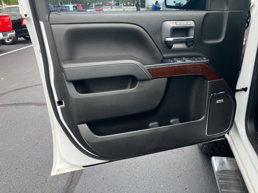 Used 2018 GMC Sierra 1500 SLT AWD/4WD image 11
